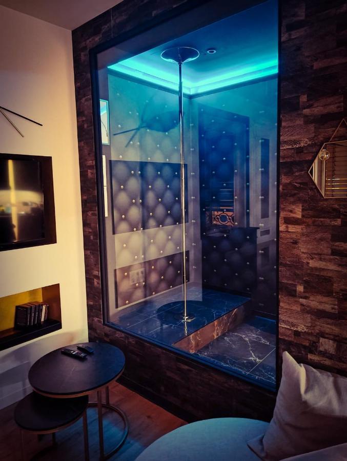 Appartement Chic Proche Bellecour Avec Parking Lyon Luaran gambar